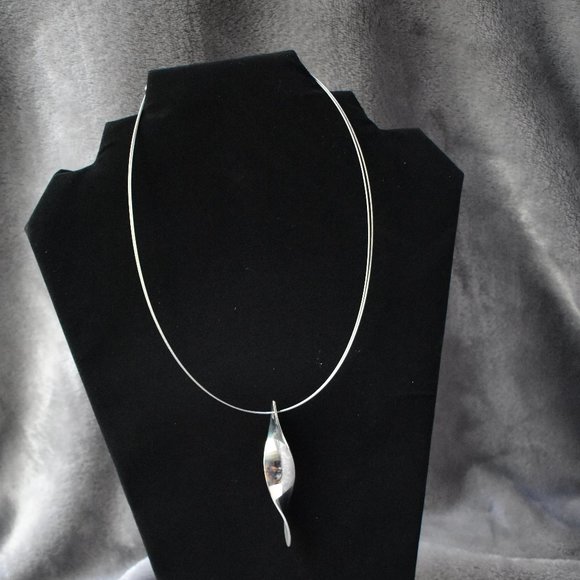 Silver Twist Necklace on Double Wire Chain - Picture 3 of 11